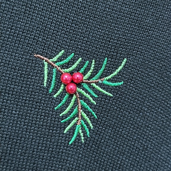 Croft and Barrow Cardinal Sweater size Medium NWT - Picture 7 of 8